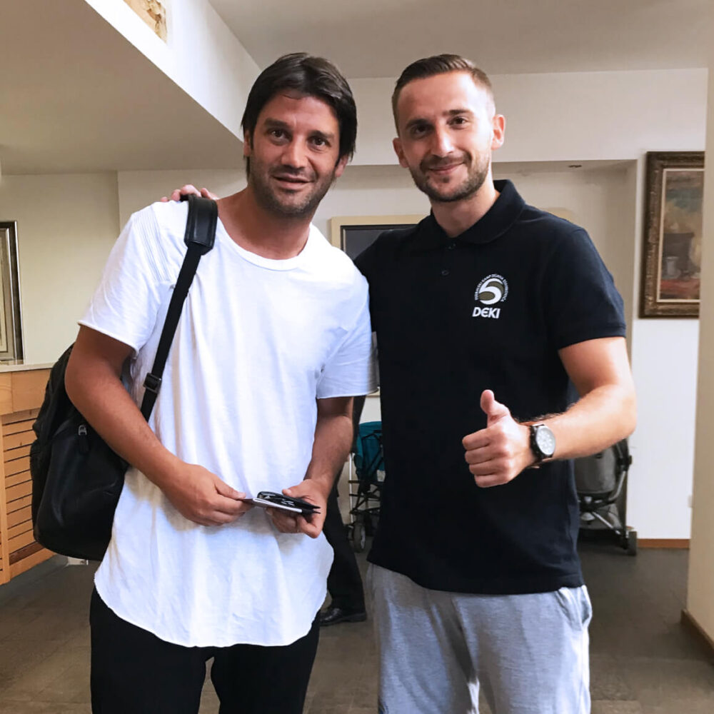 Dalibor Ostojic (Geschäftsführer von PRO Athlete Solution) mit Cristian Chivu